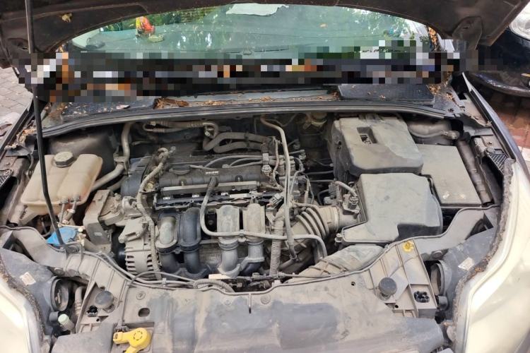 Used Ford Focus 2012 Sedan 1.6L Manual Comfort Model Engine Bay