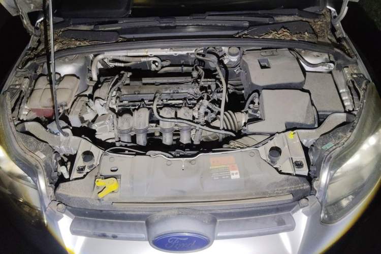 Used Ford Focus 2012 Sedan 1.6L Manual Fashion Edition Engine Bay