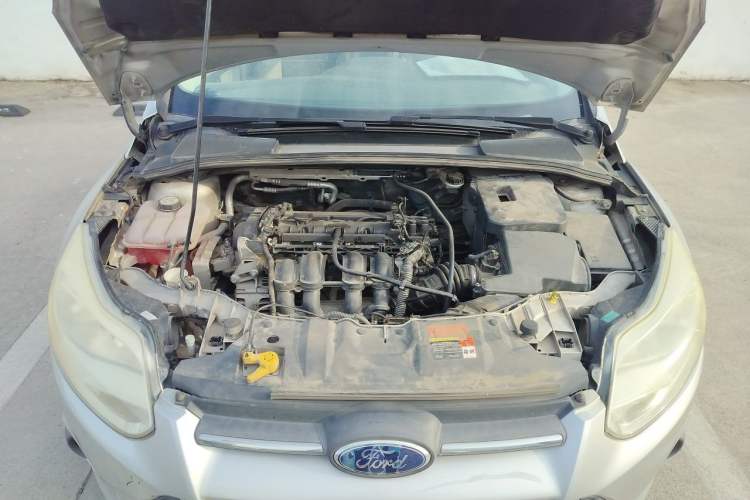 Used Ford Focus 2012 Sedan 1.6L Manual Comfort Model Engine Bay