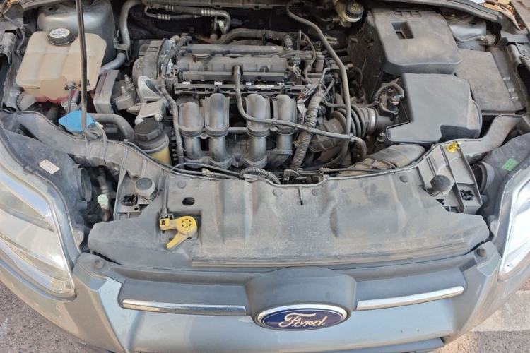 Used Ford Focus 2012 Sedan 1.6L Automatic Comfort Model Engine Bay