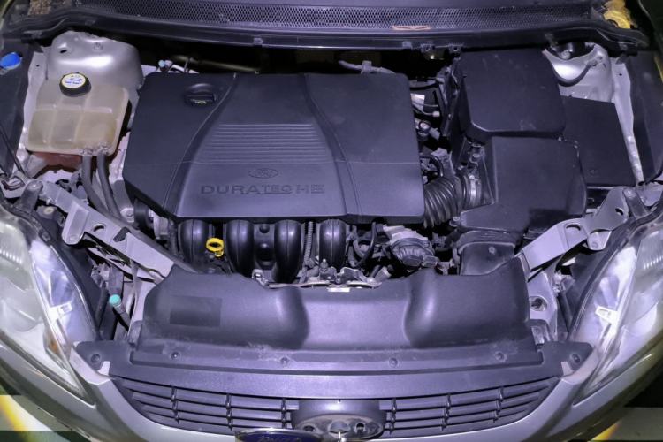 Used Ford Focus 2012 Sedan Classic 1.8L Automatic Fashion Edition Engine Bay