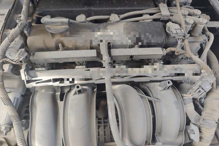 Used Ford Focus 2012 Sedan 1.6L Automatic Fashion Edition Engine Bay