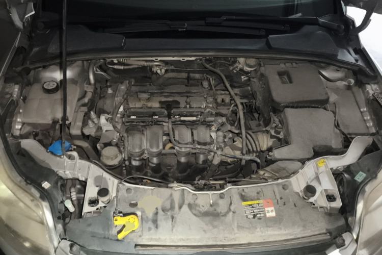 Used Ford Focus 2012 Sedan 1.6L Automatic Fashion Edition Engine Bay