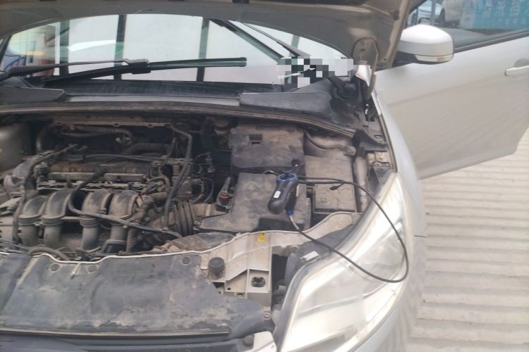 Used Ford Focus 2012 Sedan 1.6L Manual Comfort Model Engine Bay Left