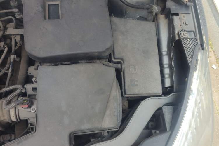 Used Ford Focus 2012 Hatchback 1.6L Automatic Comfort Model Engine Bay Left