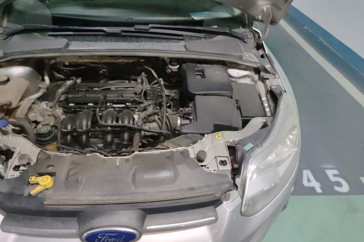 Used Ford Focus 2012 Sedan 1.6L Automatic Fashion Edition Engine Bay Left