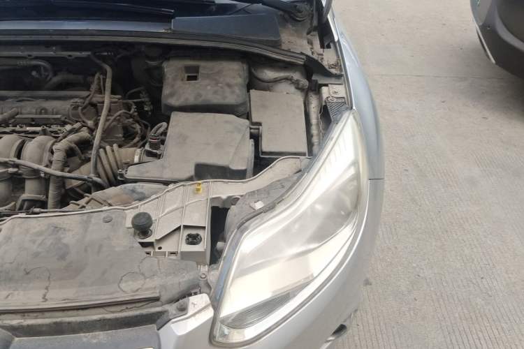 Used Ford Focus 2012 Hatchback 1.6L Manual Fashion Edition Engine Bay Left