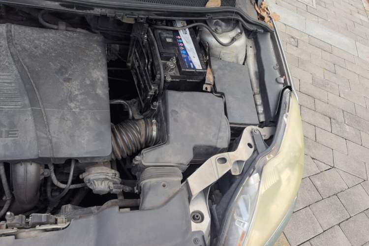 Used Ford Focus 2012 Sedan Classic 1.8L Manual Fashion Edition Engine Bay Left