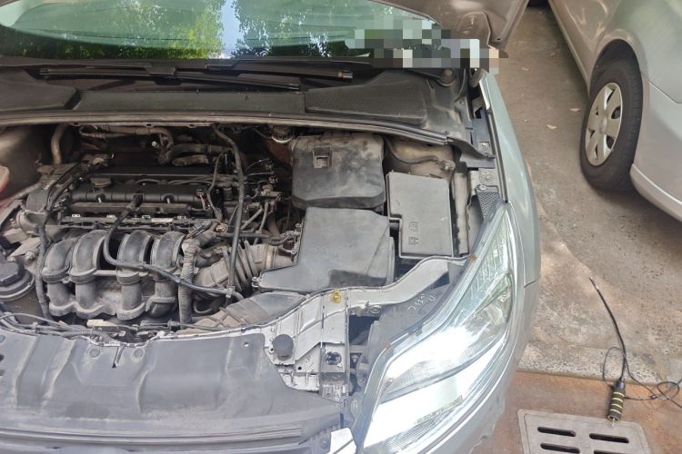 Used Ford Focus 2012 Sedan 1.6L Automatic Fashion Edition Engine Bay Left