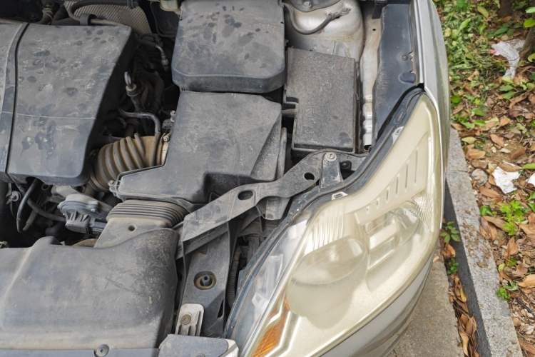 Used Ford Focus 2012 Sedan Classic 1.8L Automatic Base Model Engine Bay Left