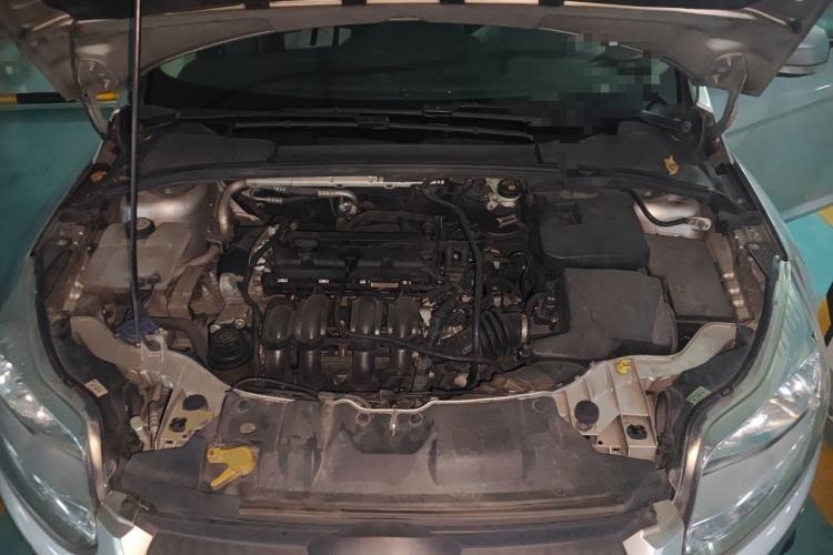 Used Ford Focus 2012 Sedan 1.6L Automatic Comfort Model Engine Bay
