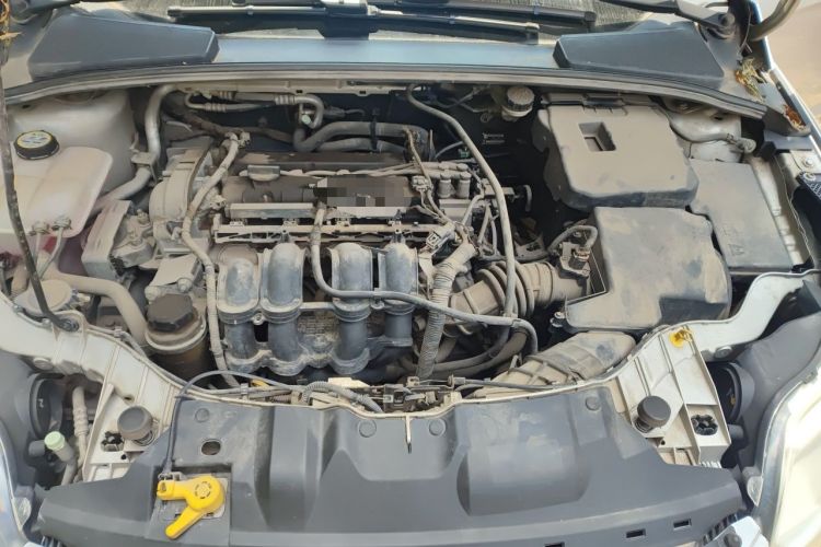 Used Ford Focus 2012 Sedan 1.6L Automatic Fashion Edition Engine Bay