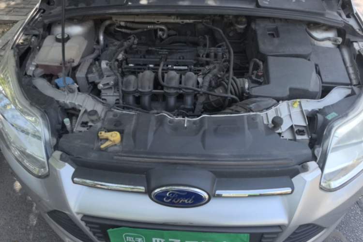 Used Ford Focus 2012 Sedan 1.6L Manual Comfort Model Engine Bay