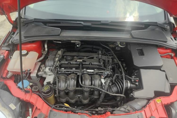 Used Ford Focus 2012 Hatchback 1.6L Automatic Fashion Edition Engine Bay