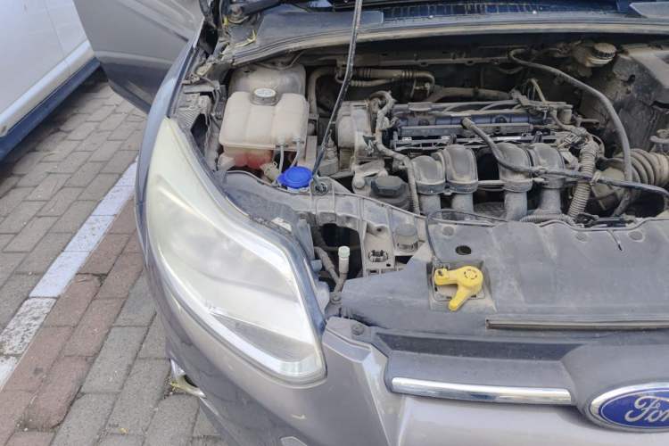 Used Ford Focus 2012 Sedan 1.6L Automatic Fashion Edition Engine Bay Right