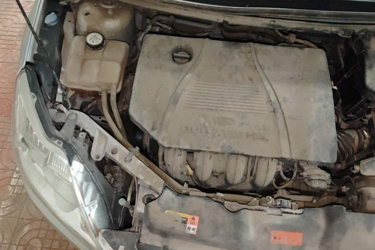 Used Ford Focus 2012 Sedan Classic 1.8L Manual Base Model Engine Bay Right
