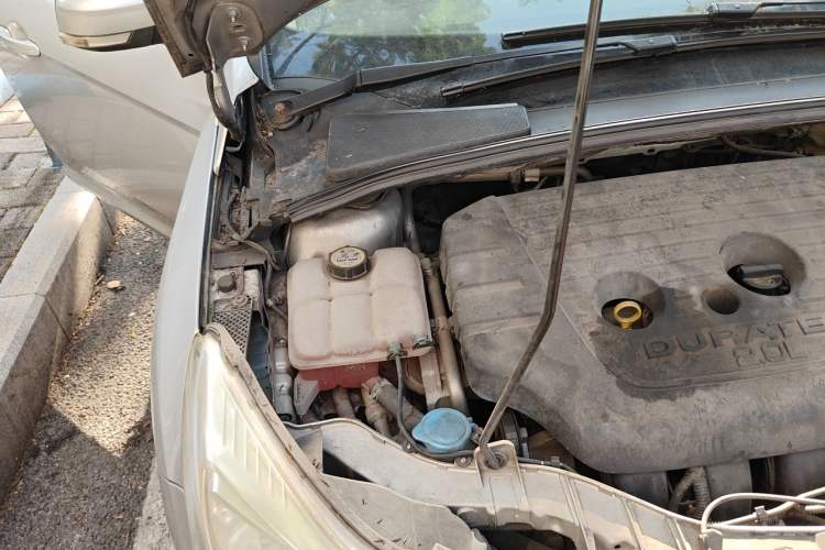 Used Ford Focus 2012 Sedan 2.0L Automatic Flagship Model Engine Bay Right