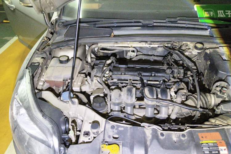 Used Ford Focus 2012 Sedan 1.6L Automatic Comfort Model Engine Bay Right