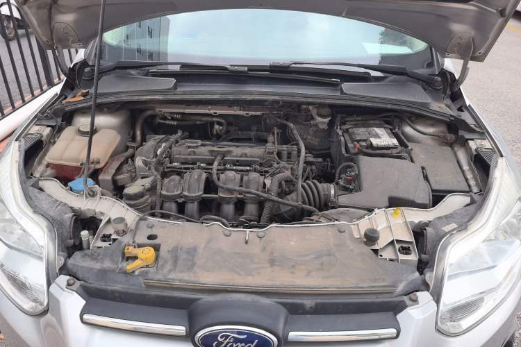 Used Ford Focus 2012 Hatchback 1.6L Automatic Comfort Model Engine Bay