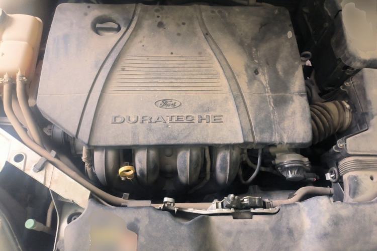 Used Ford Focus 2012 Sedan Classic 1.8L Automatic Base Model Engine Bay