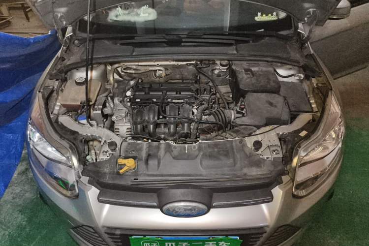 Used Ford Focus 2012 Sedan 1.6L Manual Comfort Model Engine Bay