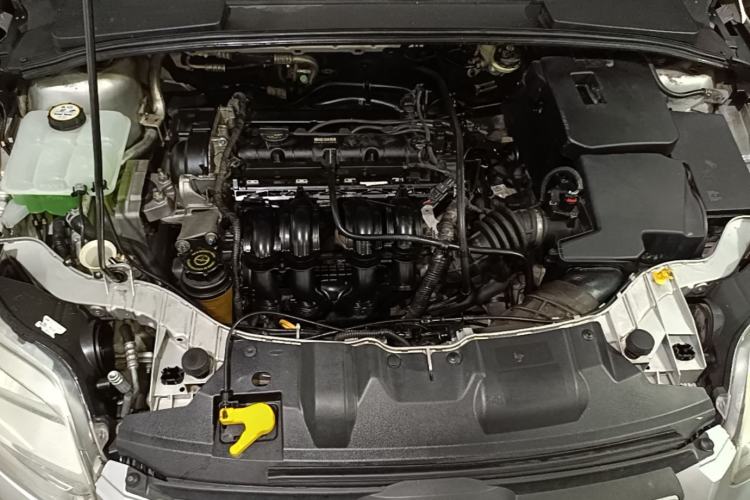 Used Ford Focus 2012 Hatchback 1.6L Automatic Comfort Model Engine Bay