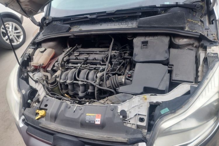 Used Ford Focus 2012 Hatchback 1.6L Automatic Comfort Model Engine Bay