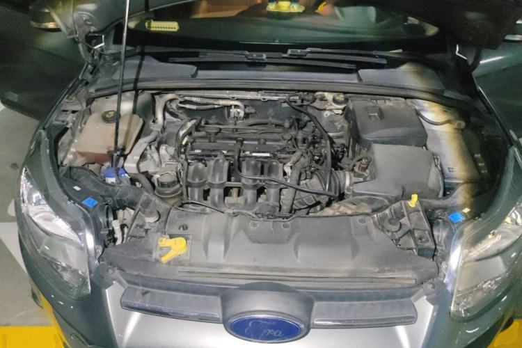 Used Ford Focus 2012 Hatchback 1.6L Automatic Comfort Model Engine Bay
