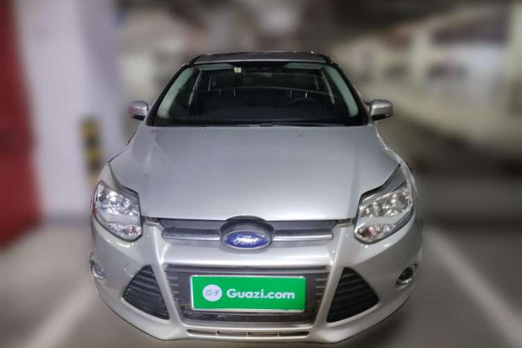 Used Ford Focus 2012 Sedan 1.6L Manual Fashion Edition Exterior 1