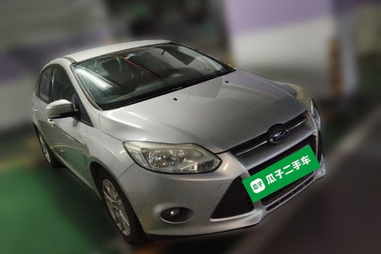 Used Ford Focus 2012 Sedan 1.6L Automatic Comfort Model Exterior 2