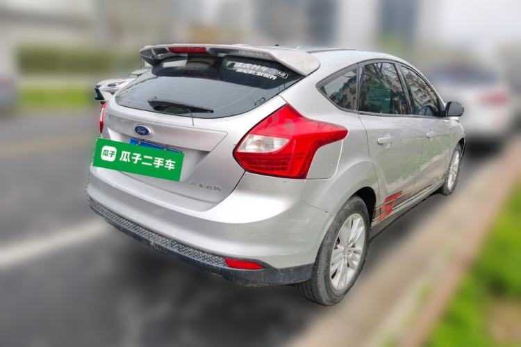 Used Ford Focus 2012 Hatchback 1.6L Automatic Comfort Model Exterior 5