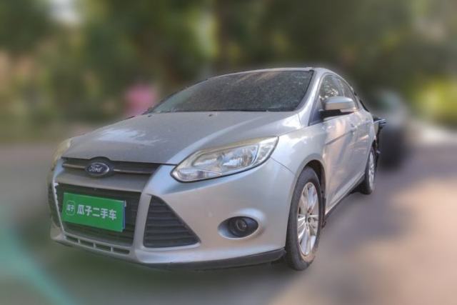 Ojetý Ford Focus 2012 Sedan 1.6L Manual Comfort Model