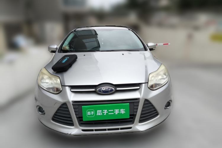 Used Ford Focus 2012 Hatchback 1.6L Automatic Fashion Edition Front