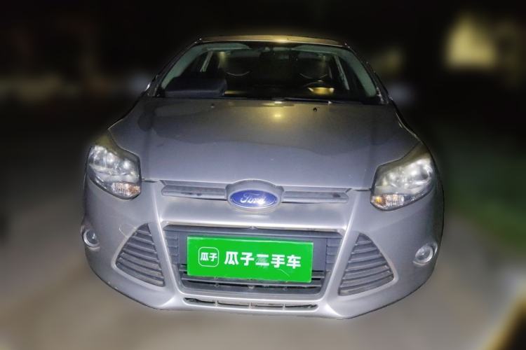 Used Ford Focus 2012 Sedan 1.6L Manual Fashion Edition Front