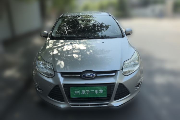 Used Ford Focus 2012 Sedan 1.6L Manual Comfort Model Front