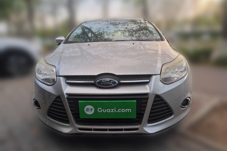 Used Ford Focus 2012 Hatchback 1.6L Manual Fashion Edition Front