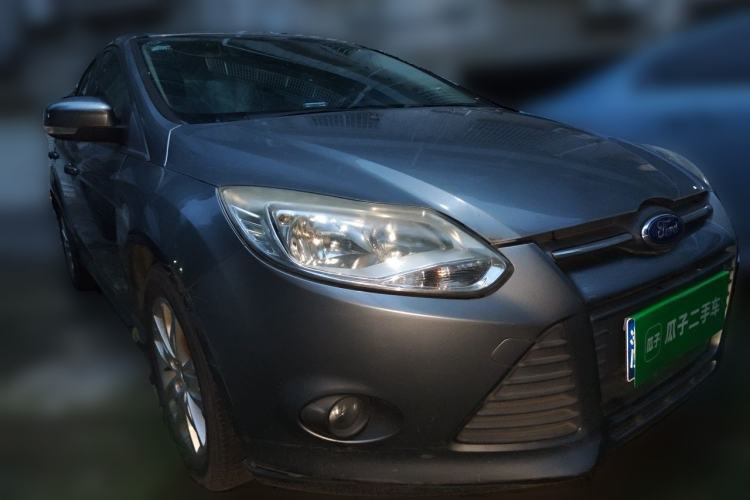 Used Ford Focus 2012 Sedan 1.6L Manual Comfort Model Front Right 45 Deg