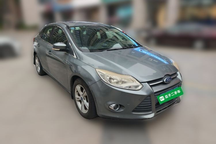 Used Ford Focus 2012 Sedan 1.6L Automatic Fashion Edition Front Right 45 Deg
