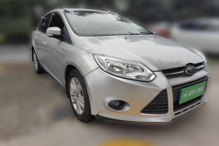 Used Ford Focus 2012 Sedan 1.6L Automatic Comfort Model Front Right 45 Deg