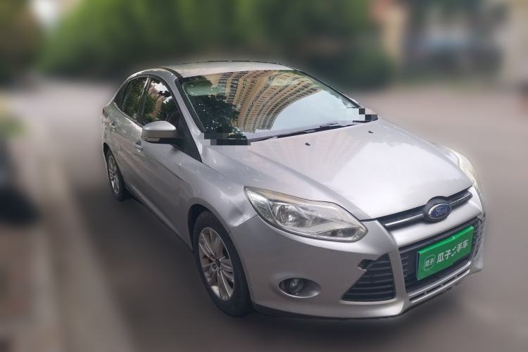 Used Ford Focus 2012 Sedan 1.6L Manual Comfort Model Front Right 45 Deg