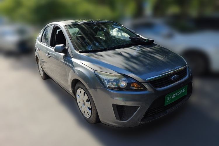 Used Ford Focus 2012 Hatchback Classic 1.8L Automatic Base Model Front Right 45 Deg
