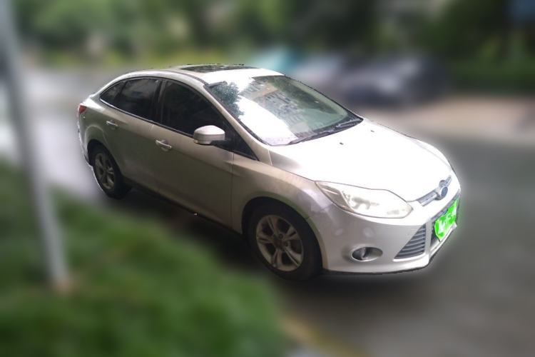 Used Ford Focus 2012 Sedan 1.6L Automatic Prestige Model Front Right 45 Deg