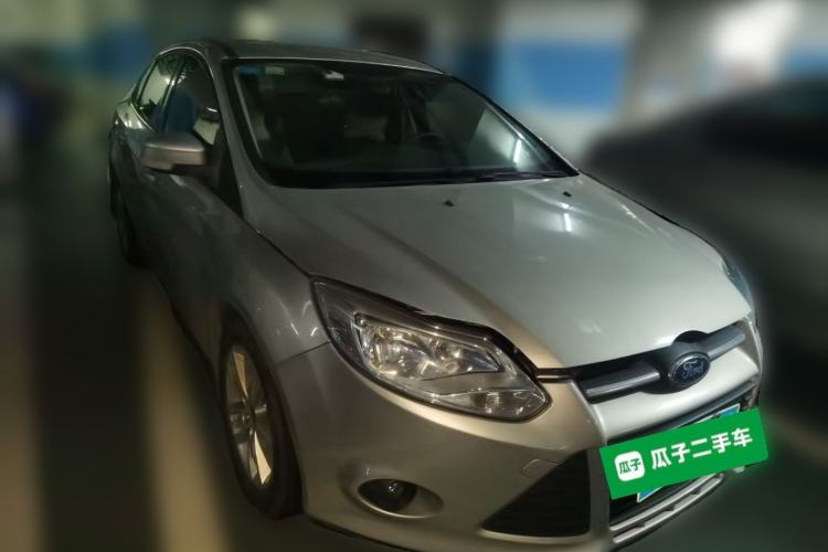 Used Ford Focus 2012 Sedan 1.6L Automatic Comfort Model Front Right 45 Deg