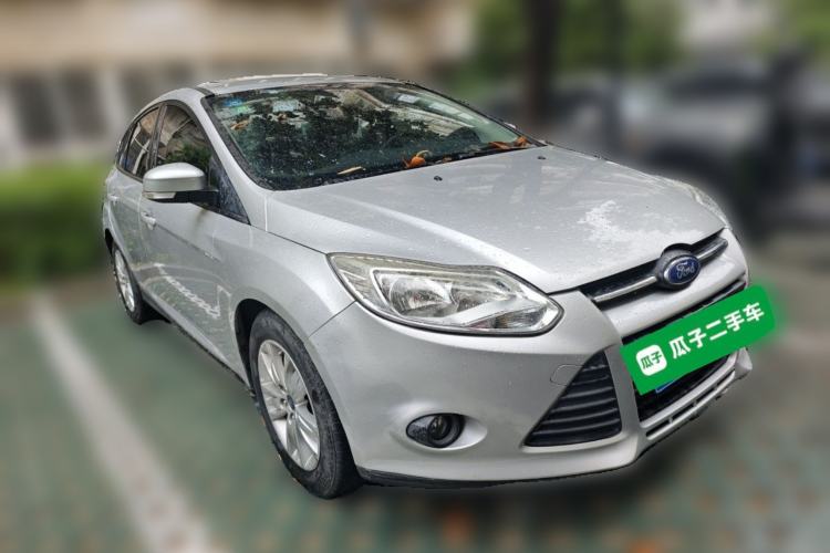 Used Ford Focus 2012 Hatchback 1.6L Manual Comfort Model Front Right 45 Deg