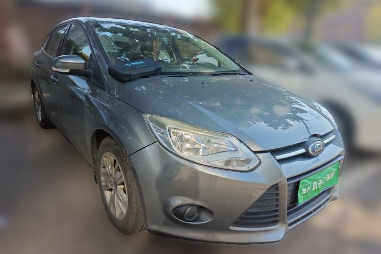 Used Ford Focus 2012 Sedan 1.6L Automatic Comfort Model Front Right 45 Deg