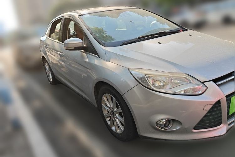 Used Ford Focus 2012 Sedan 2.0L Automatic Flagship Model Front Right 45 Deg