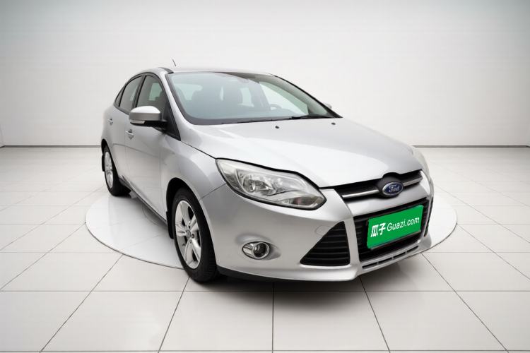 Used Ford Focus 2012 Sedan 1.6L Automatic Fashion Edition Front Right 45 Deg
