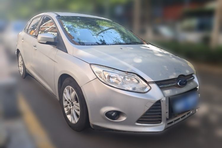 Used Ford Focus 2012 Sedan 1.6L Automatic Comfort Model Front Right 45 Deg