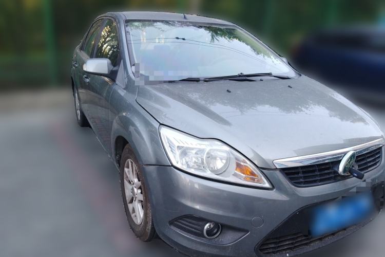 Used Ford Focus 2012 Sedan Classic 1.8L Manual Base Model Front Right 45 Deg