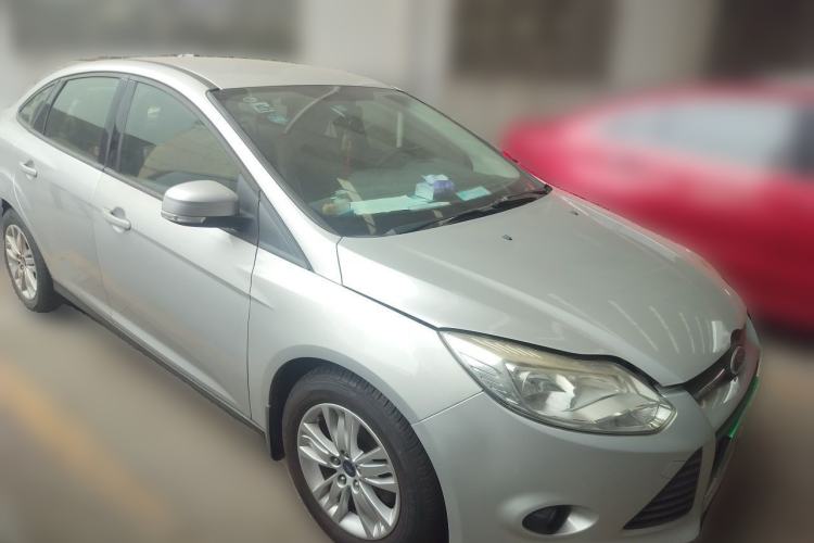 Used Ford Focus 2012 Sedan 1.6L Automatic Comfort Model Front Right 45 Deg